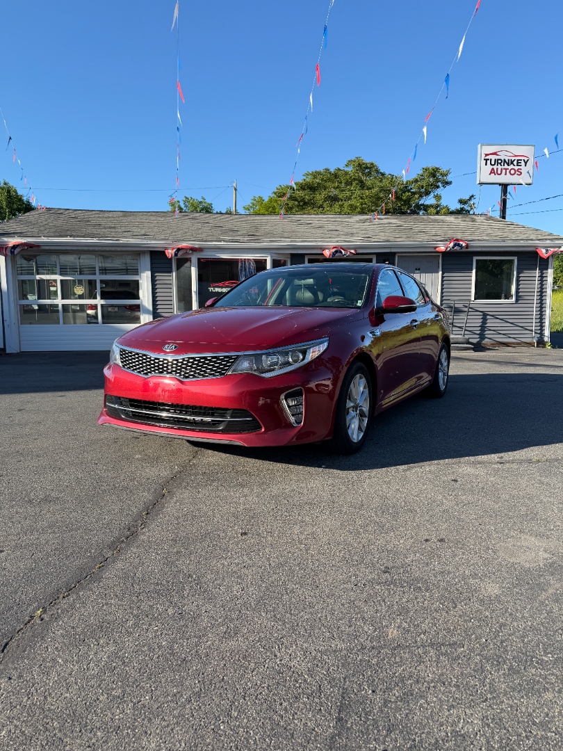 2018 Kia Optima S AT's photo