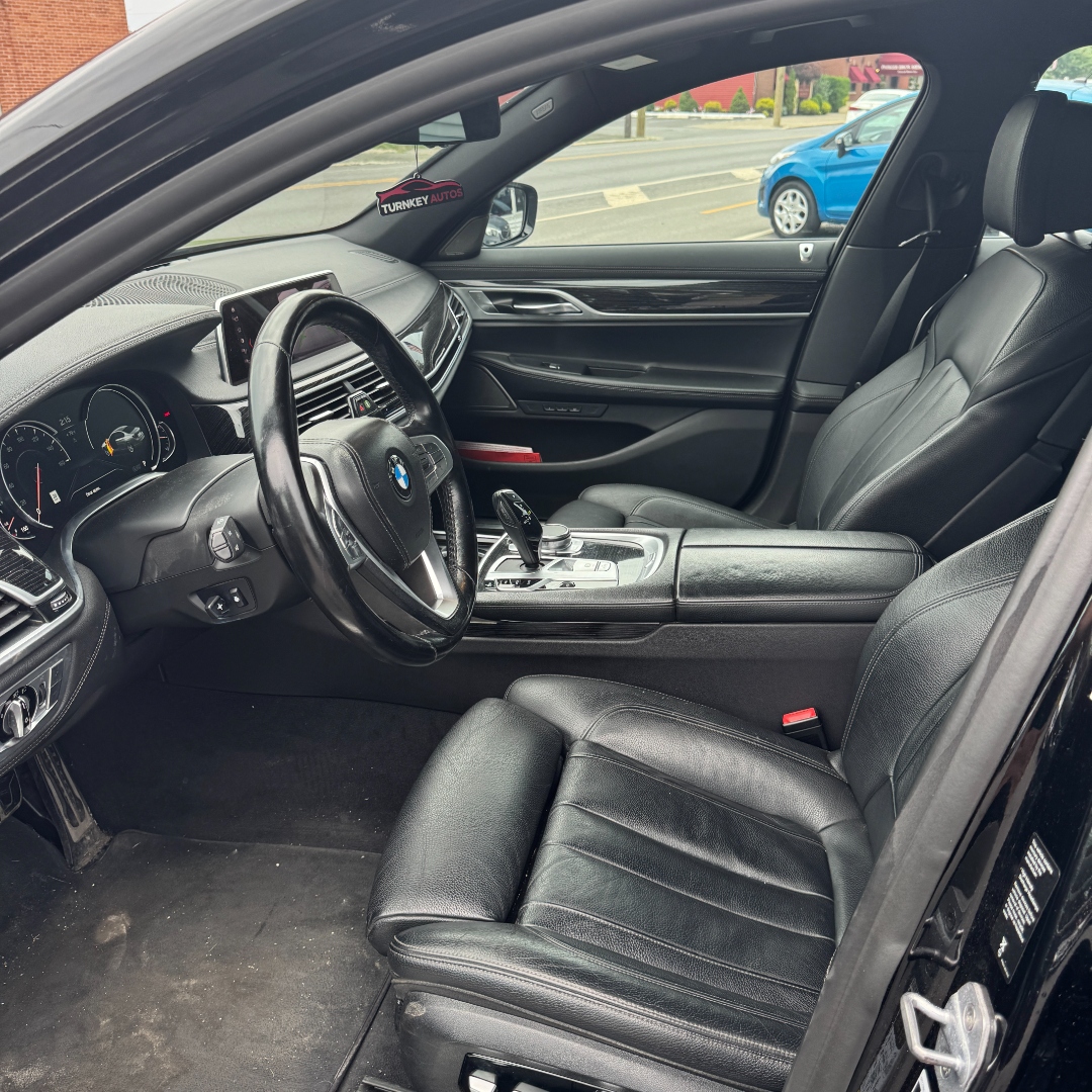 2019 BMW 7 Series 740i - Photo 9