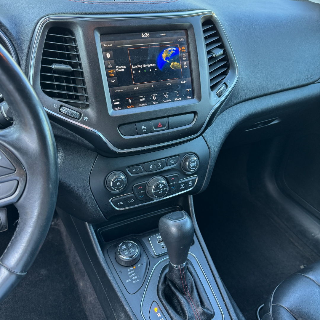 2019 Jeep Cherokee Trailhawk - Photo 10