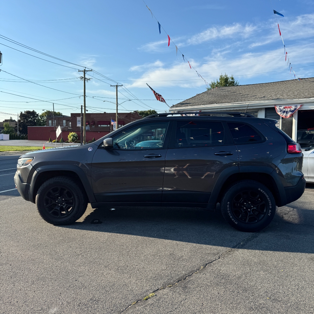 2019 Jeep Cherokee Trailhawk - Photo 8