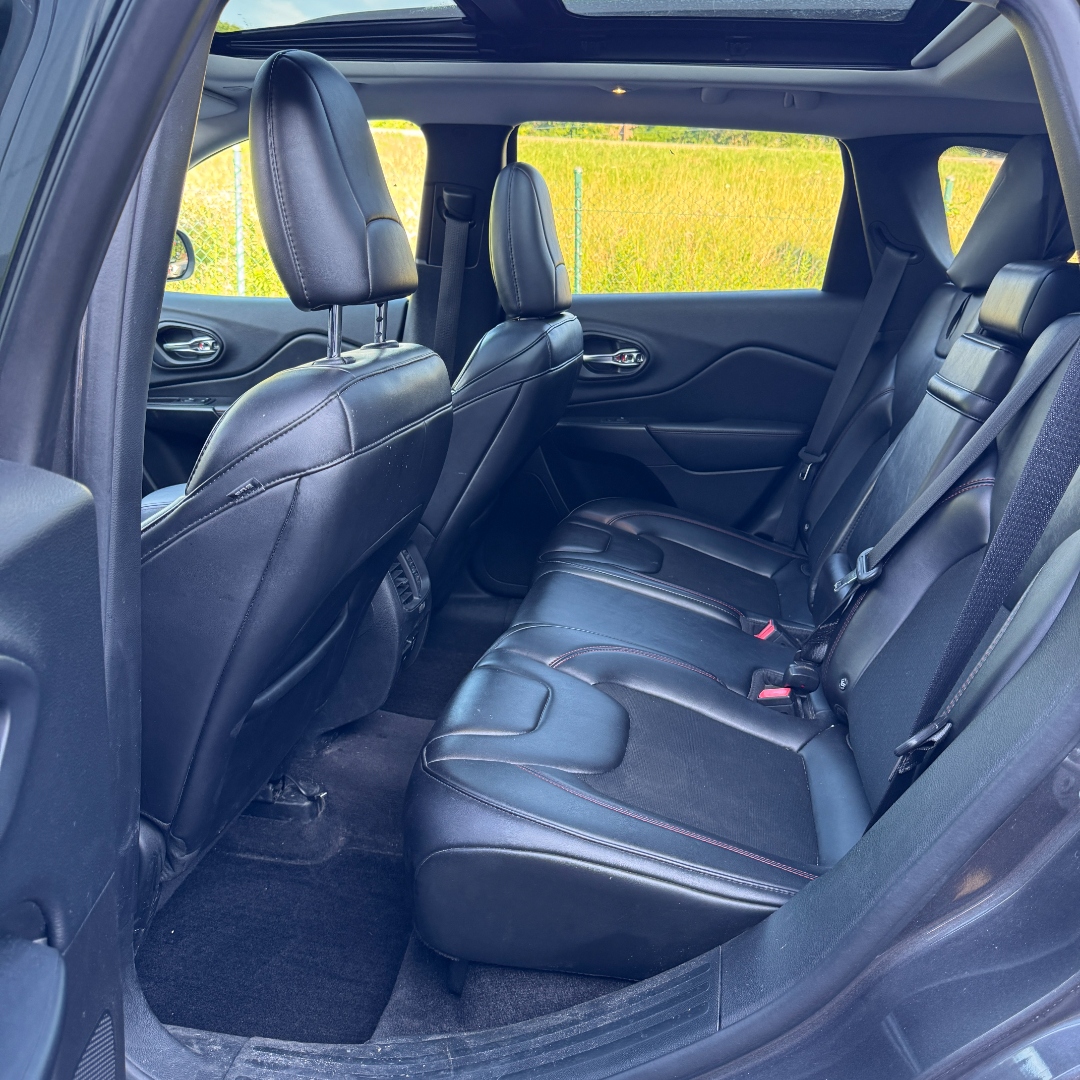 2019 Jeep Cherokee Trailhawk - Photo 14