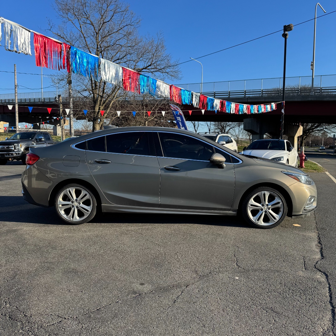 2017 Chevrolet Cruze Premier - Photo 8