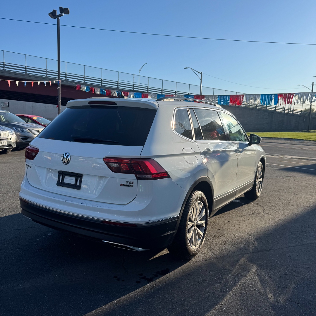 2018 Volkswagen Tiguan SE - Photo 6