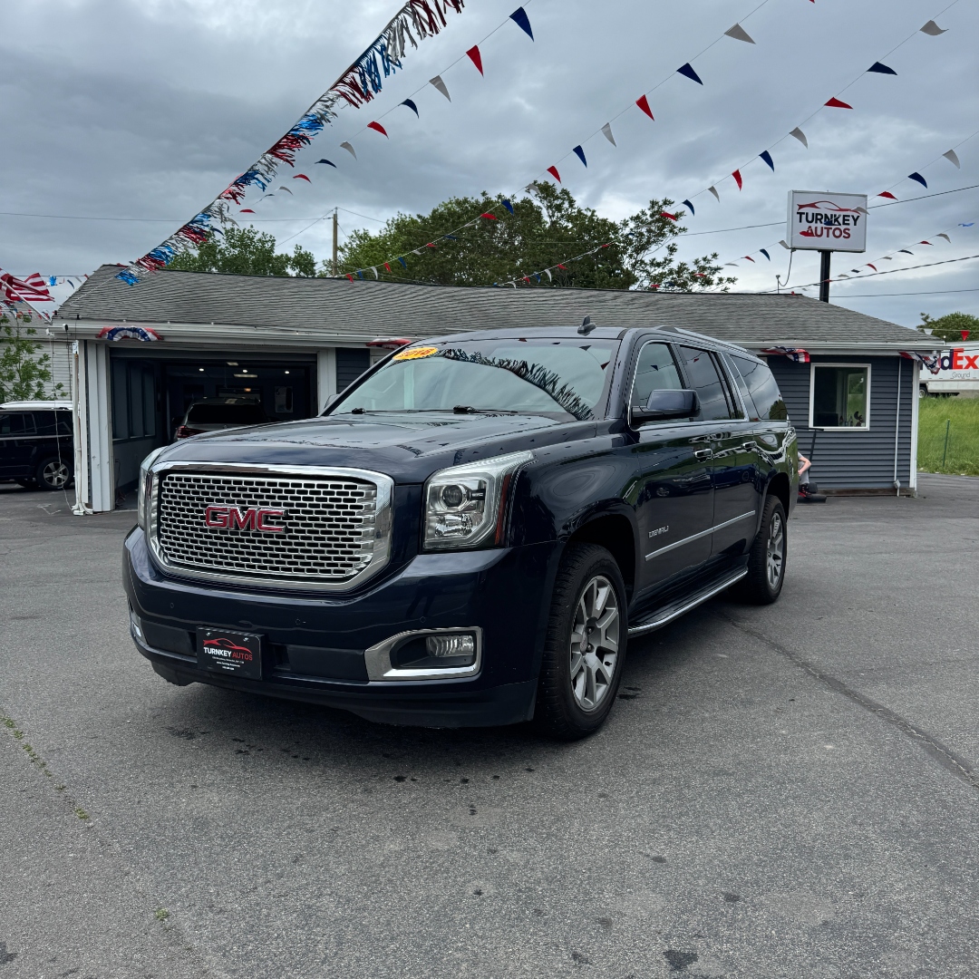 2017 GMC Yukon Denali AWD's photo